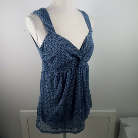 New York & Company Geometric Top Medium - Picture 2 of 14